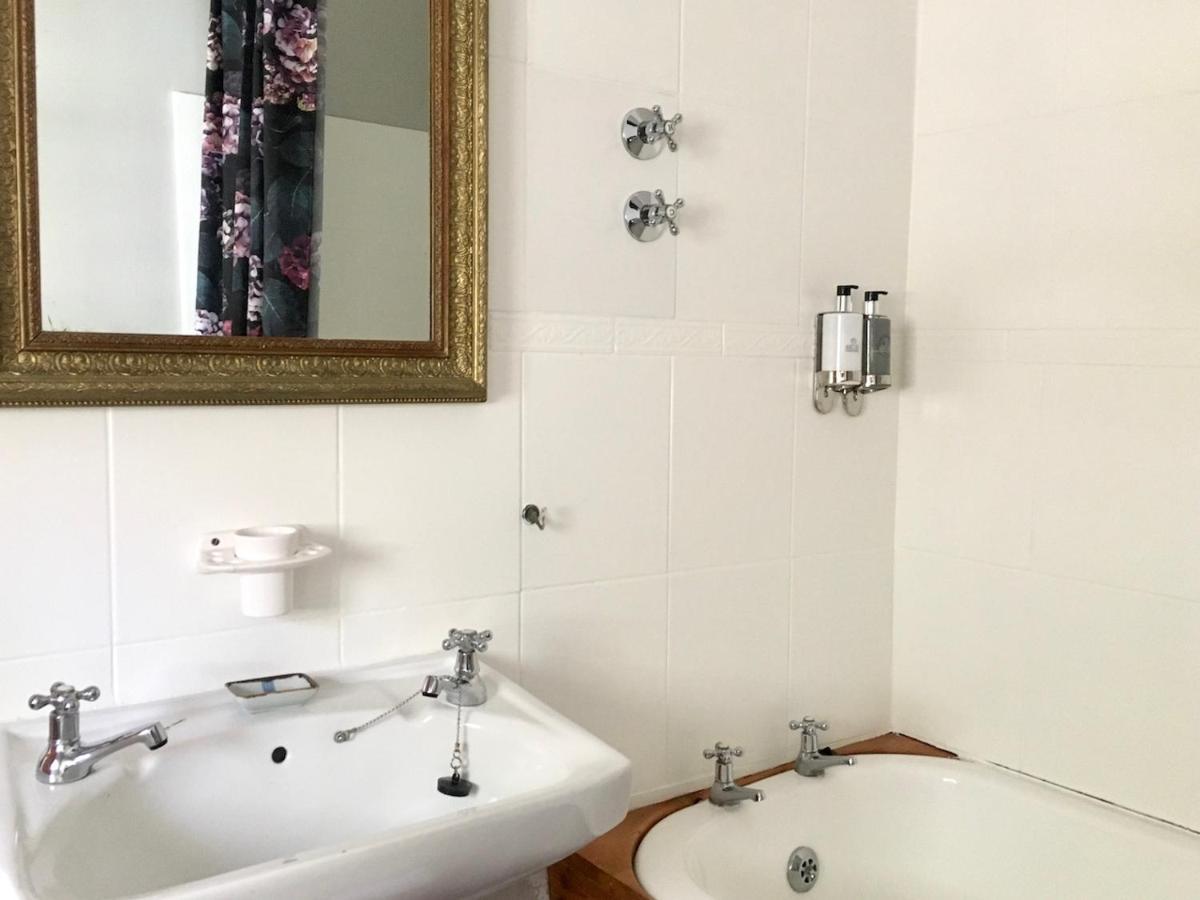John Montagu Accommodation Bagian luar foto